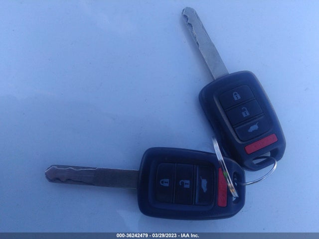 Honda CR-V SE 2016 2HKRM3H41GH550857 Image 3