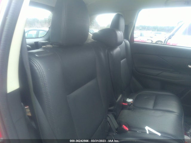JA4AD2A32JZ008718 Mitsubishi Outlander Es