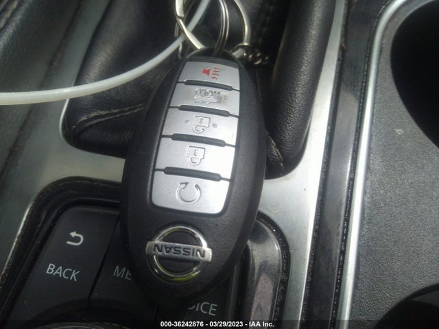 Nissan MAXIMA SV 2017 1N4AA6AP2HC398506 Image 3