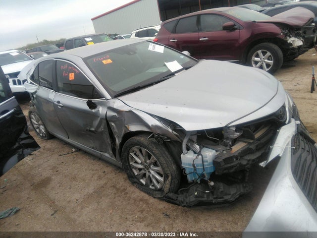 Toyota CAMRY LE 2020 4T1C11AKXLU978563 main image