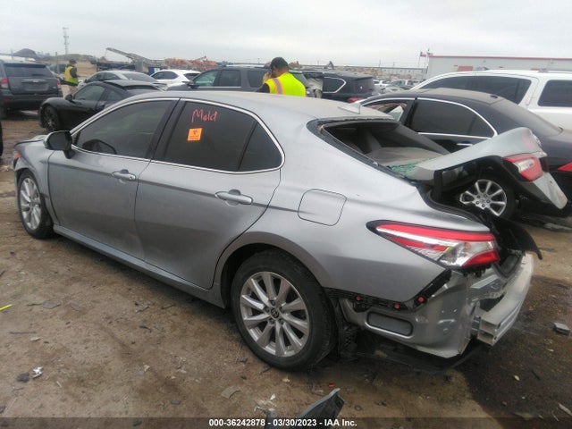 Toyota CAMRY LE 2020 4T1C11AKXLU978563 Image 3