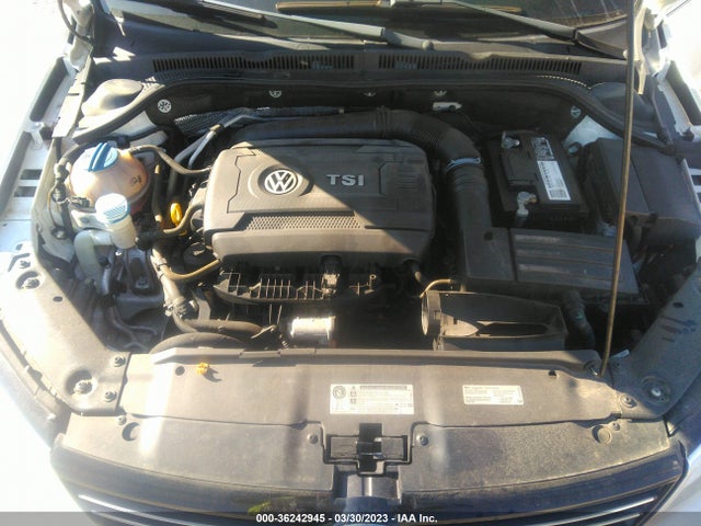 3VWD17AJ7EM241585 Volkswagen Jetta Sedan Se W/connectivity