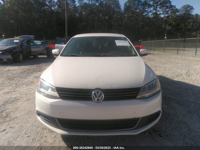 3VWD17AJ7EM241585 Volkswagen Jetta Sedan Se W/connectivity