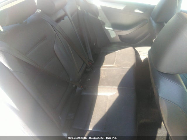 3VWD17AJ7EM241585 Volkswagen Jetta Sedan Se W/connectivity