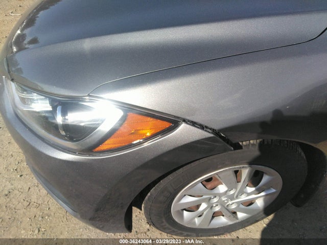 Hyundai ELANTRA SE 2018 5NPD74LF6JH269306 Image 6
