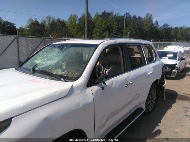 JTJHY7AX7G4217691 Lexus LX 570