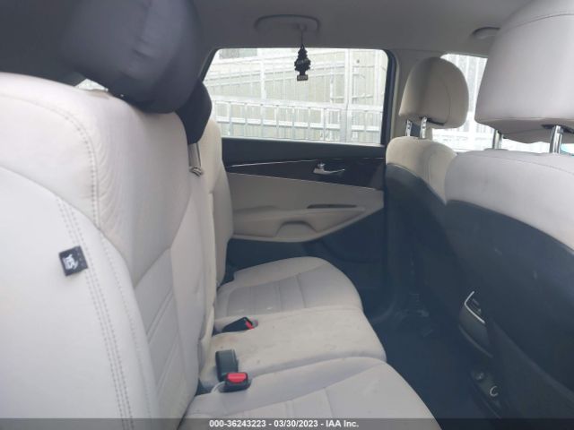 5XYPG4A55HG311974 KIA Sorento Lx V6