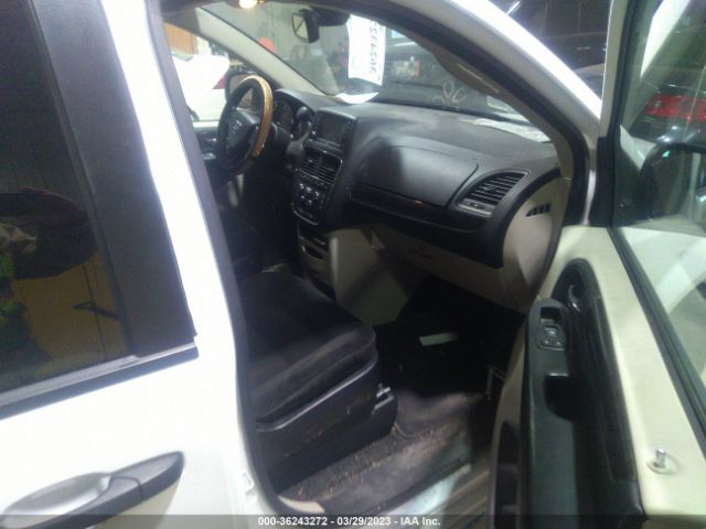 2C4RDGBG7KR704610 Dodge Grand Caravan Se