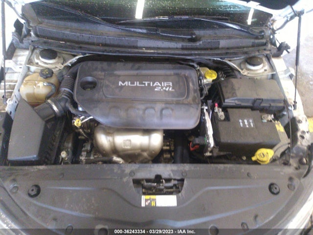 1C3CCCAB6FN689032 Chrysler 200 Limited