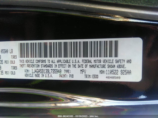 2009 JEEP WRANGLER UNLIMITED SAHARA VIN: 1J4GA59139L735940