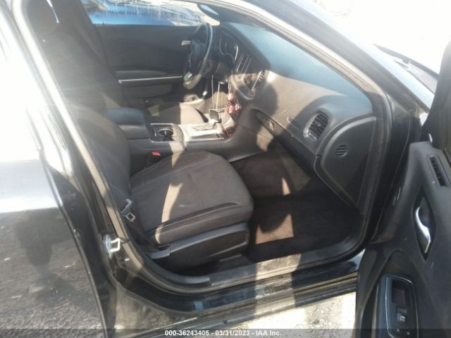 2C3CDXHG5GH318105 Dodge Charger Sxt