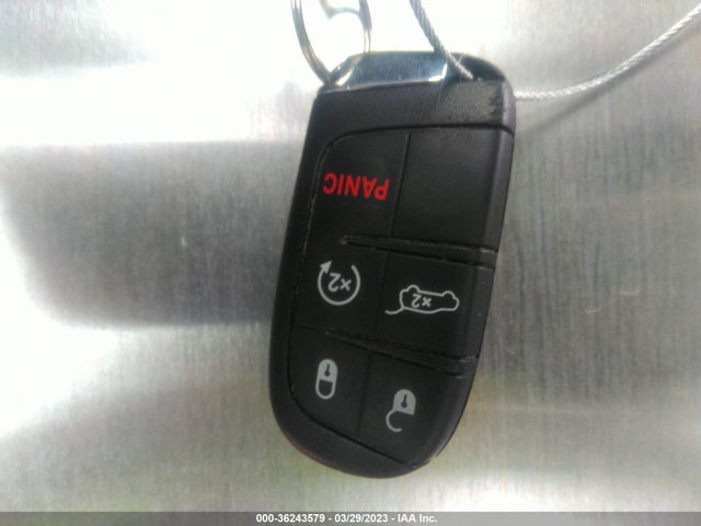 3C4NJCBB1JT108733 Jeep Compass Latitude