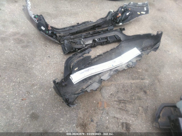 3C4NJCBB1JT108733 Jeep Compass Latitude