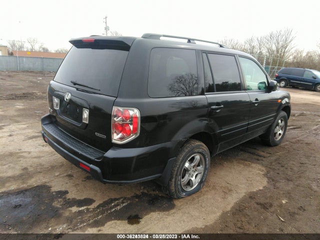2006 HONDA PILOT EX VIN: 2HKYF18496H548220