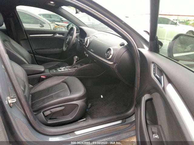 WAUAUGFF8K1011061 Audi A3 Sedan Premium/titanium Premium