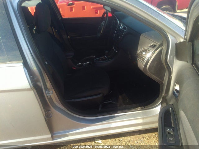 1C3CCBBG4EN197764 Chrysler 200 Touring