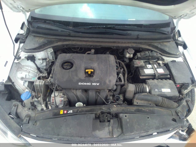 Hyundai ELANTRA SE 2017 5NPD84LF1HH040541 Image 11