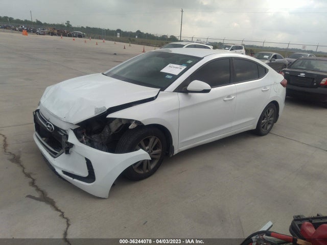 Hyundai ELANTRA SE 2017 5NPD84LF1HH040541 Image 2