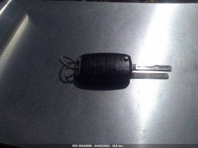KNDJN2A24F7139176 KIA Soul Base