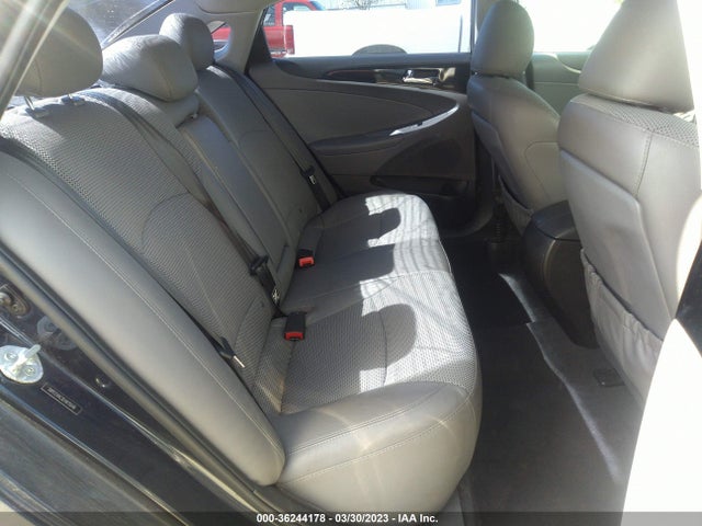 2014 HYUNDAI SONATA SE VIN: 5NPEC4AC3EH875046