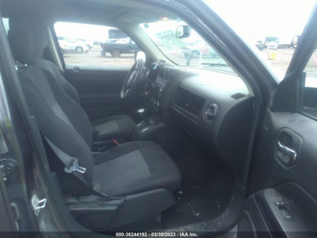 1C4NJRBB4HD104212 Jeep Patriot Sport