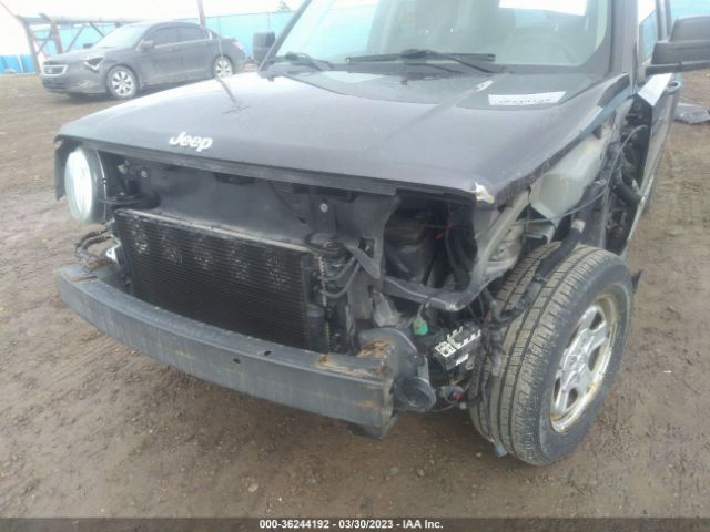 1C4NJRBB4HD104212 Jeep Patriot Sport