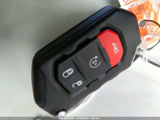 1C4JJXP60PW529265 Jeep Wrangler 4xe Sahara