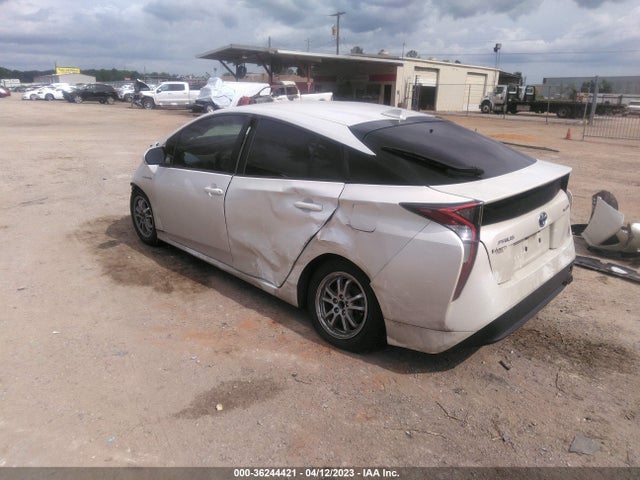 Toyota Prius Two 2016 JTDKBRFU3G3002075 Image 4