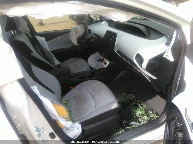 Toyota Prius Two 2016 JTDKBRFU3G3002075 Image 6