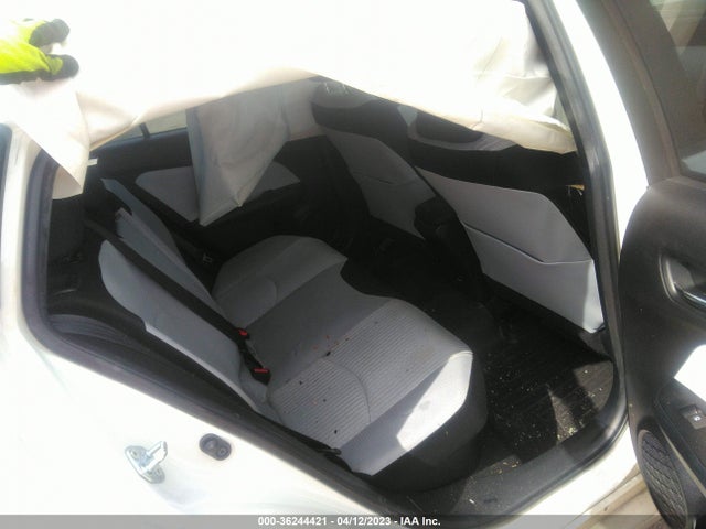 Toyota Prius Two 2016 JTDKBRFU3G3002075 Image 9