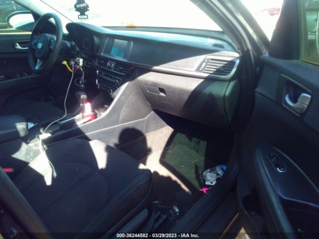 5XXGT4L32JG200638 KIA Optima Lx