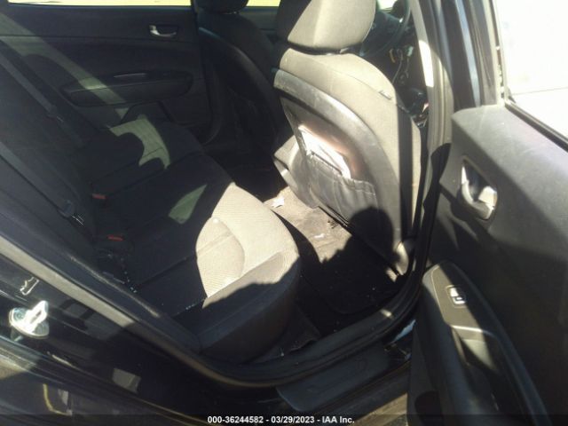 5XXGT4L32JG200638 KIA Optima Lx
