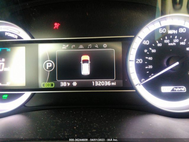 KNDCE3LC2H5052556 KIA Niro Touring