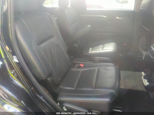 Toyota Highlander Limited 2016 5TDYKRFH0GS147764 Image 10