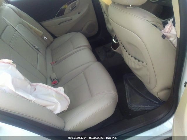 Buick Lacrosse 2016 1G4GB5G35GF115704 Image 8