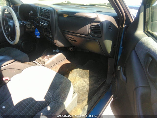 2000 CHEVROLET S-10 LS VIN: 1GCCS194XYK125185