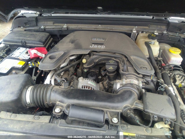 1C4HJXDG8KW606713 Jeep Wrangler Unlimited Sport S