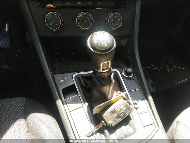 3VWN57BU2LM064328 Volkswagen Jetta S/r-line