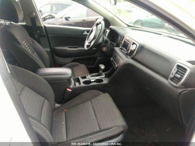 KNDPMCAC6J7332269 KIA Sportage Lx