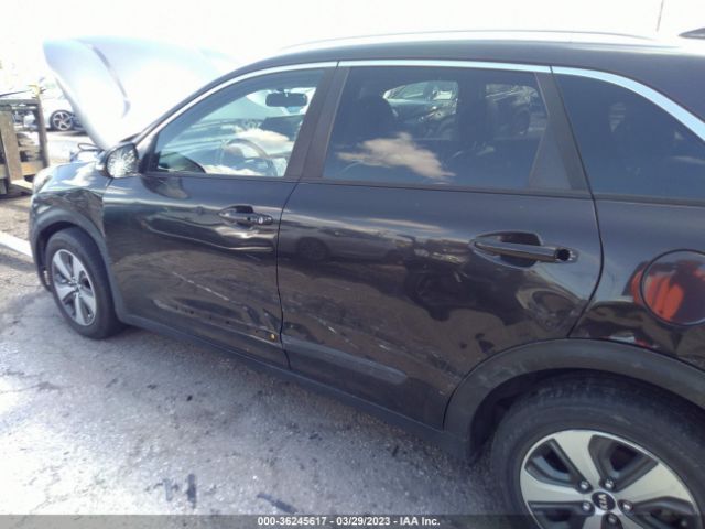 KNDCC3LCXH5060362 KIA NIRO EX