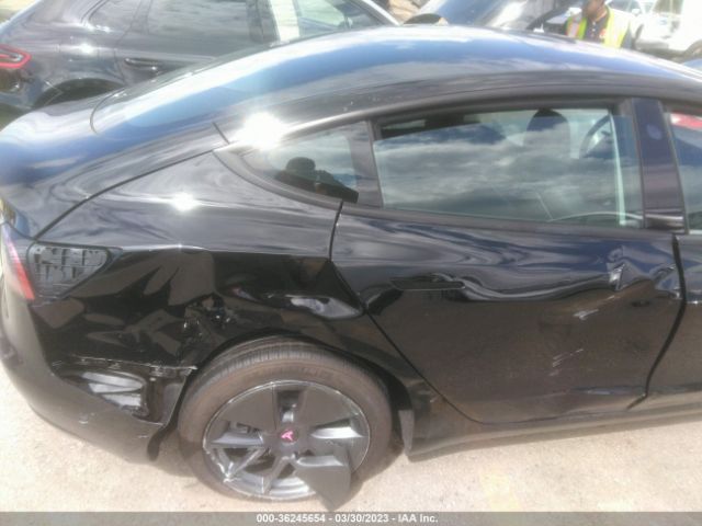 5YJ3E1EA8NF331603 Tesla MODEL 3