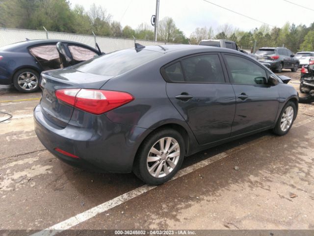 KNAFX4A64G5437493 KIA FORTE LX