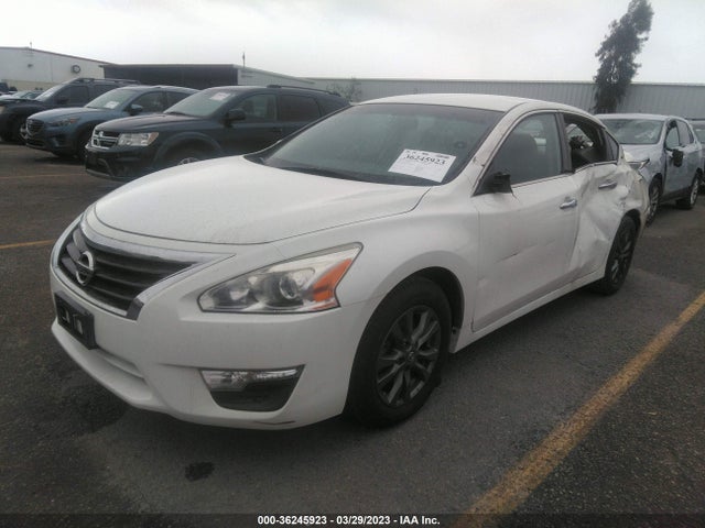 Nissan Altima 2.5 S 2015 1N4AL3AP2FN897025 Image 2
