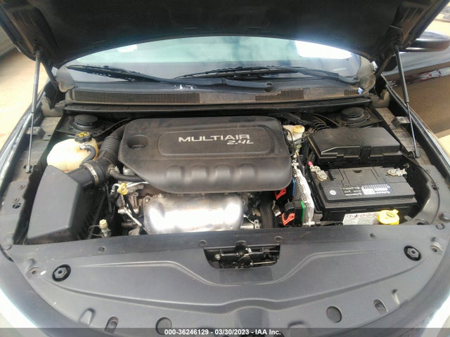 1C3CCCAB5FN663828 Chrysler 200 Limited