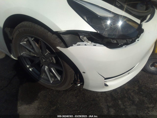 5YJ3E1EB9MF999918 Tesla Model 3 Long Range