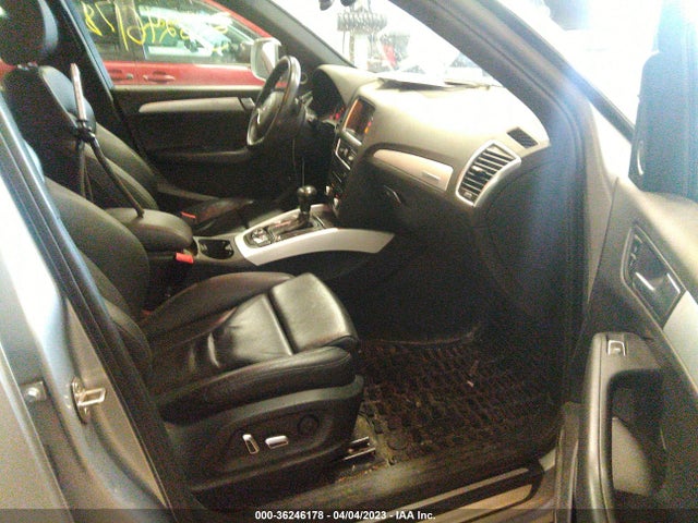 WA1D7AFP7HA042740 Audi Q5 Premium Plus