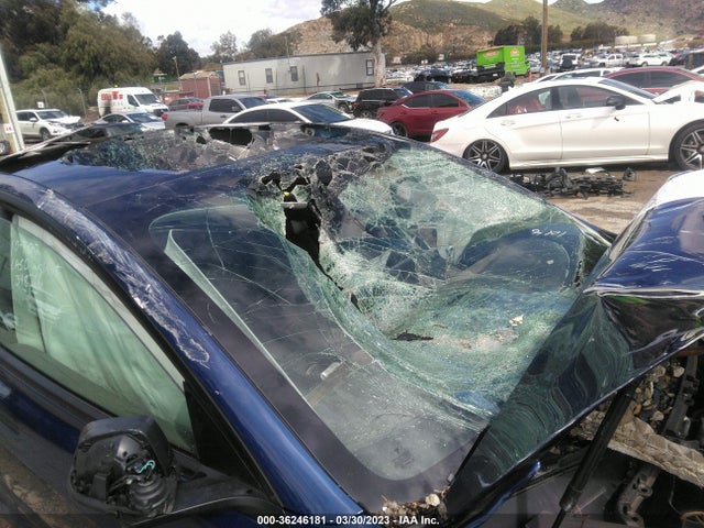 5YJ3E1EA0NF204053 Tesla MODEL 3