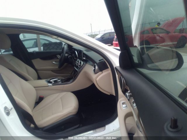 55SWF4JB4FU061067 Mercedes-Benz C-class C 300