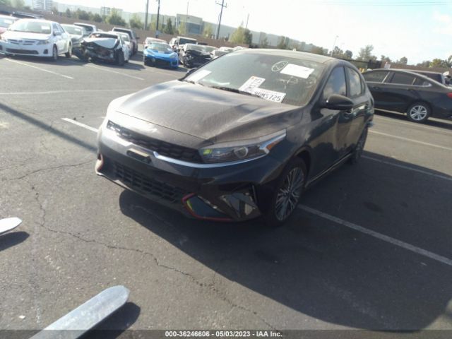 3KPF54AD1PE548045 KIA Forte Gt-line