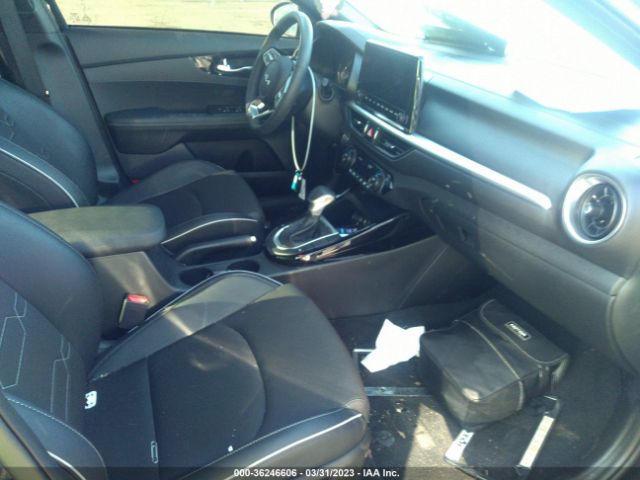 3KPF54AD1PE548045 KIA Forte Gt-line